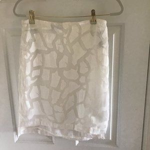 White animal print skirt, size 6